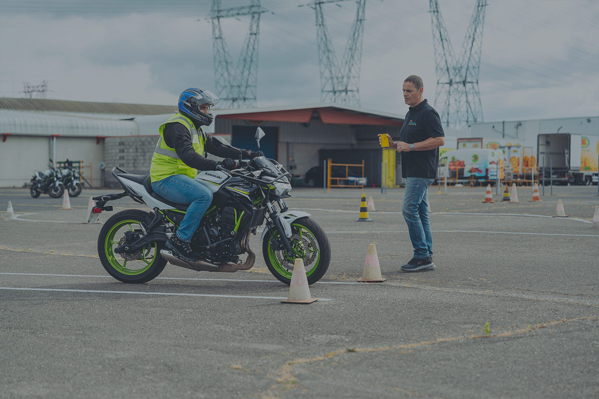 Centre de conduite Peiffer, Permis et formation Moto, Auto, Camion & Bus dans la région de Liège, Verviers, Malmedy, Vielsam & Houffalize.