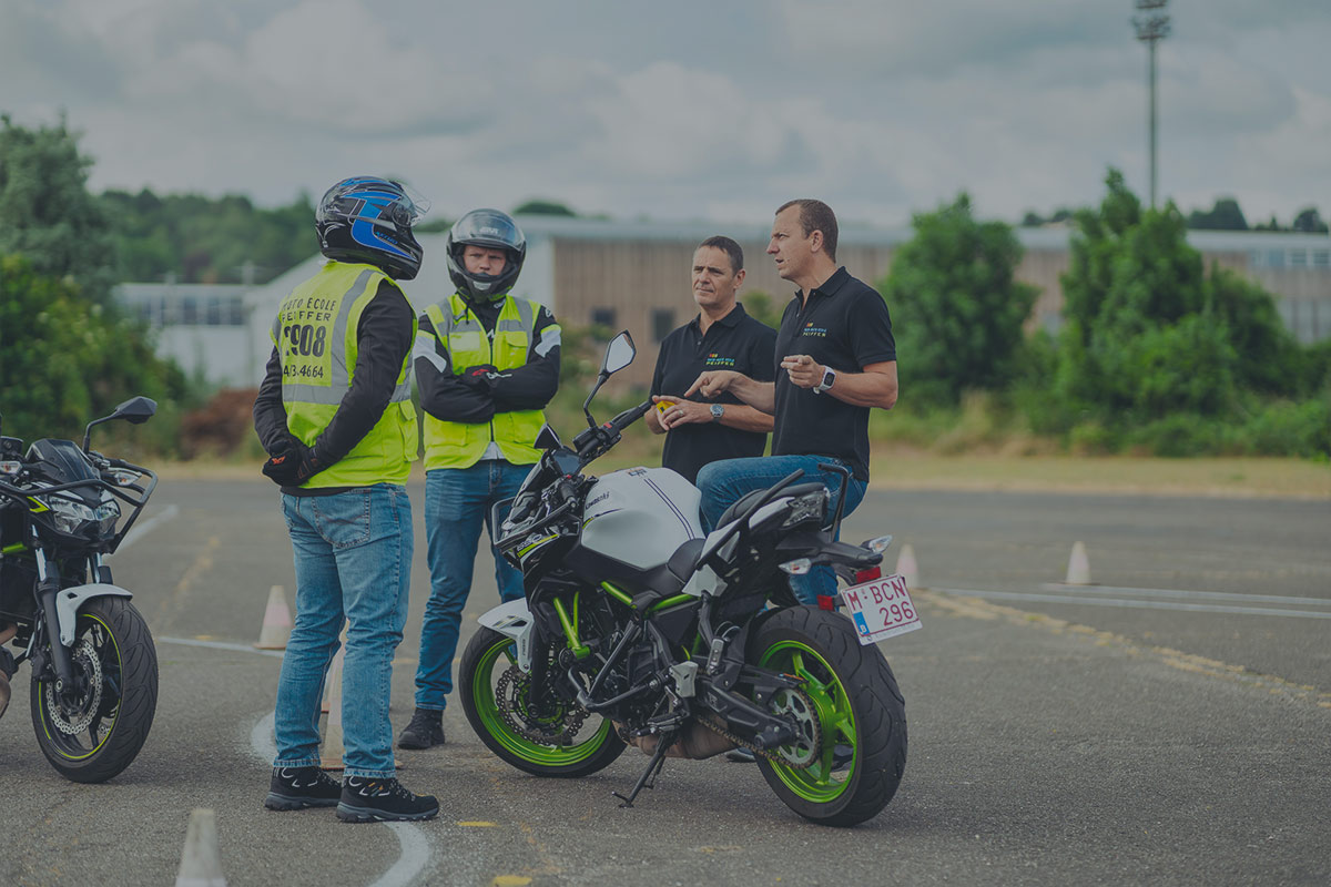 Centre de conduite Peiffer, Permis et formation Moto, Auto, Camion & Bus dans la région de Liège, Verviers, Malmedy, Vielsam & Houffalize.