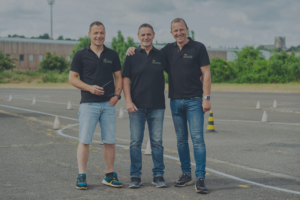 Centre de conduite Peiffer, Permis et formation Moto, Auto, Camion & Bus dans la région de Liège, Verviers, Malmedy, Vielsam & Houffalize.